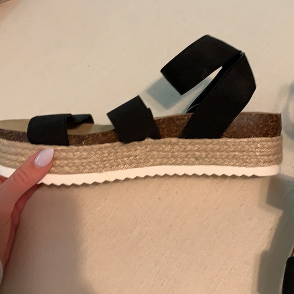 Madden girl platforms - Picture 2 of 4